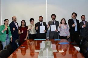 Equipo de la UNESCO México y de la Secretaría de Educación de Guanajuato durante la firma de un convenio de colaboración